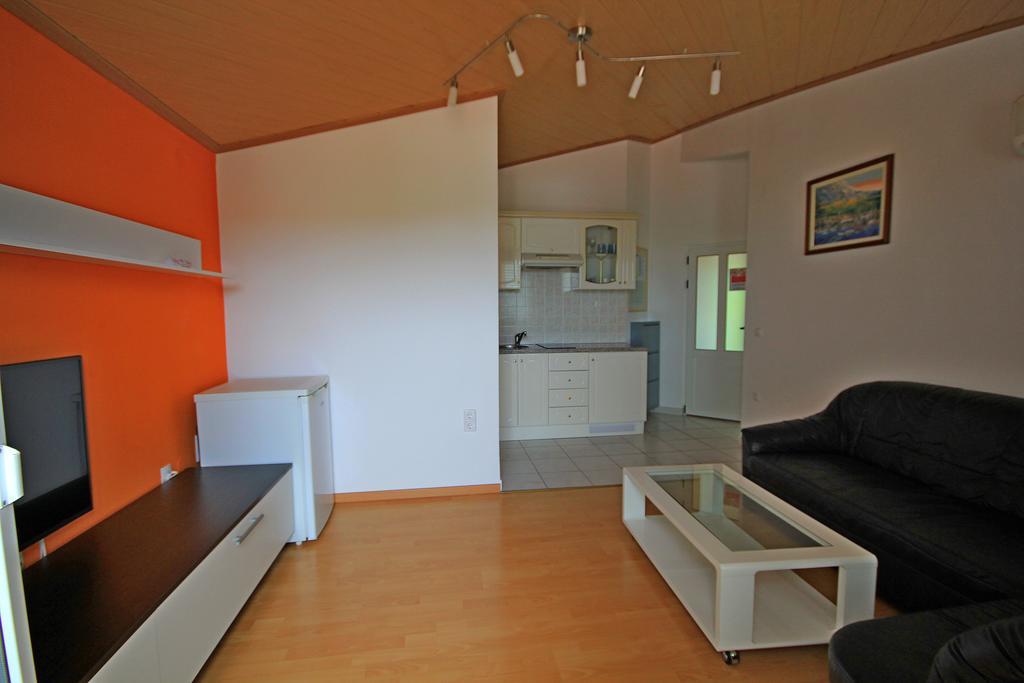 מאקרסקה Apartment Vucic מראה חיצוני תמונה