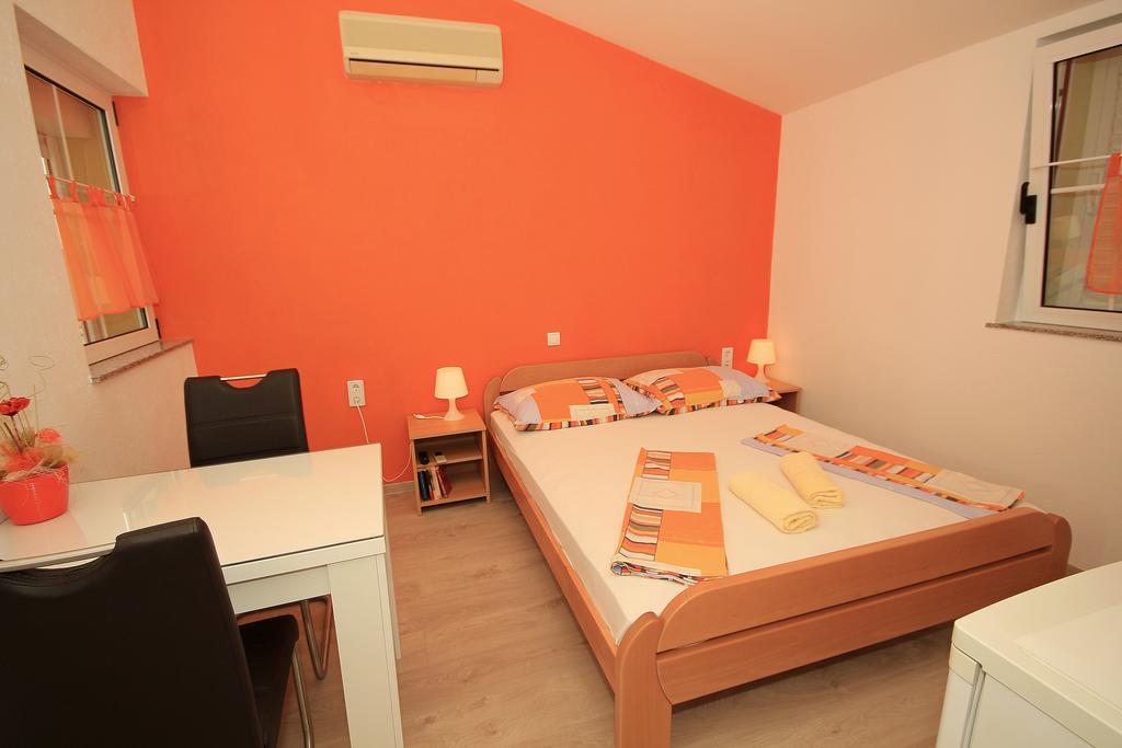מאקרסקה Apartment Vucic מראה חיצוני תמונה
